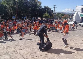 Capacitan en defensa personal a niñas, niños y adolescentes